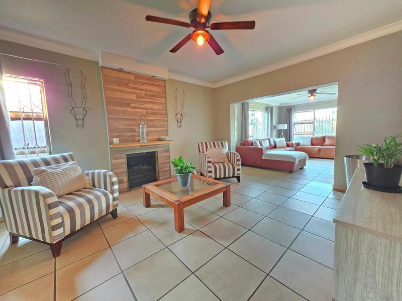 4 Bedroom Property for Sale in Rangeview Gauteng