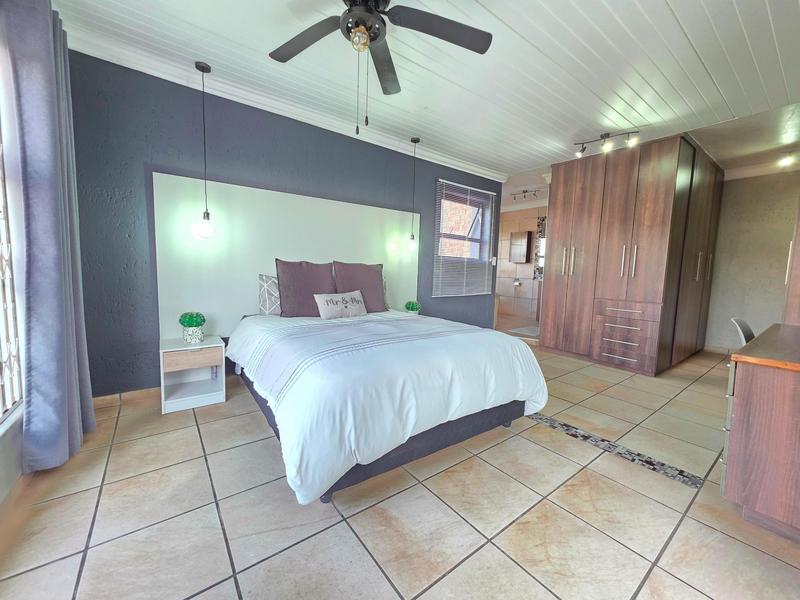 4 Bedroom Property for Sale in Rangeview Gauteng