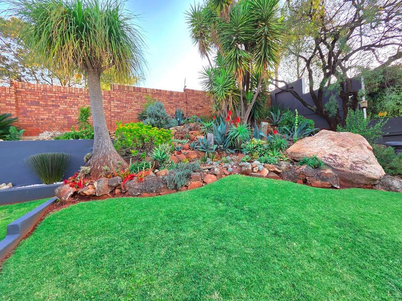 4 Bedroom Property for Sale in Rangeview Gauteng