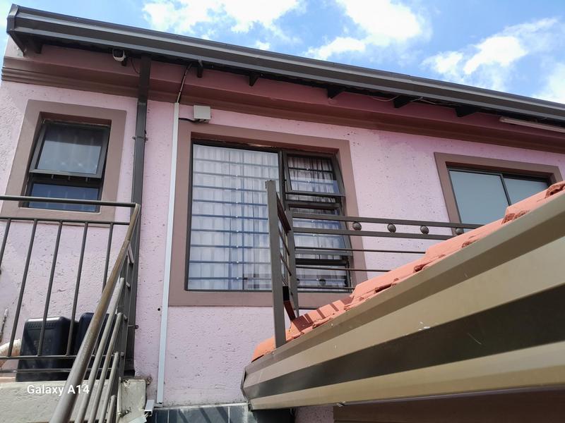 3 Bedroom Property for Sale in Pimville Zone 4 Gauteng