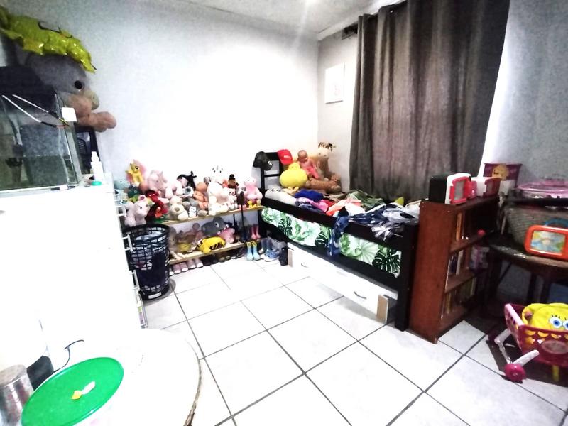 6 Bedroom Property for Sale in Kliprivier Gauteng