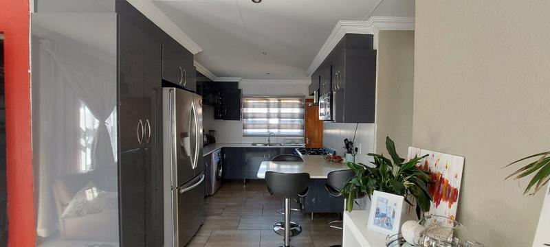 3 Bedroom Property for Sale in The Orchards Gauteng