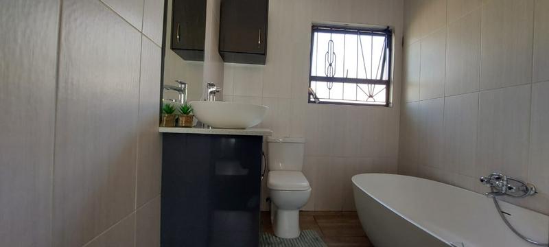 3 Bedroom Property for Sale in The Orchards Gauteng