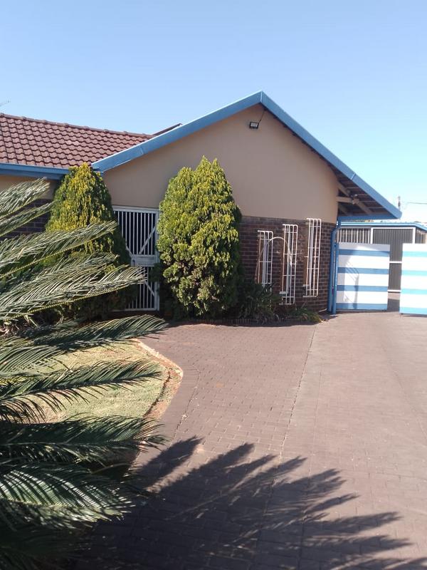 3 Bedroom Property for Sale in Edelweiss Gauteng