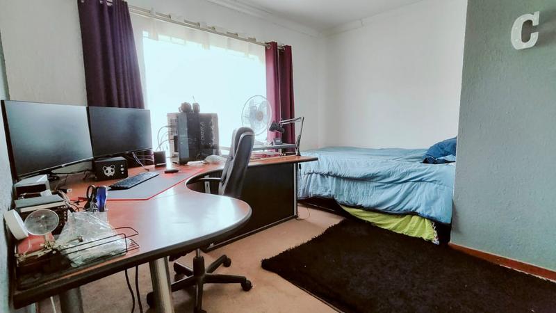 2 Bedroom Property for Sale in Annlin Gauteng