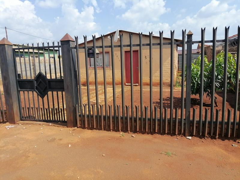 2 Bedroom Property for Sale in Soshanguve South Gauteng