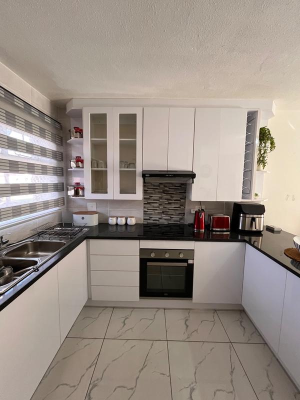 2 Bedroom Property for Sale in Karenpark Gauteng
