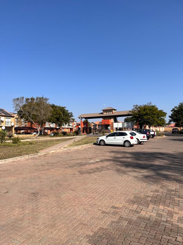 2 Bedroom Property for Sale in Karenpark Gauteng