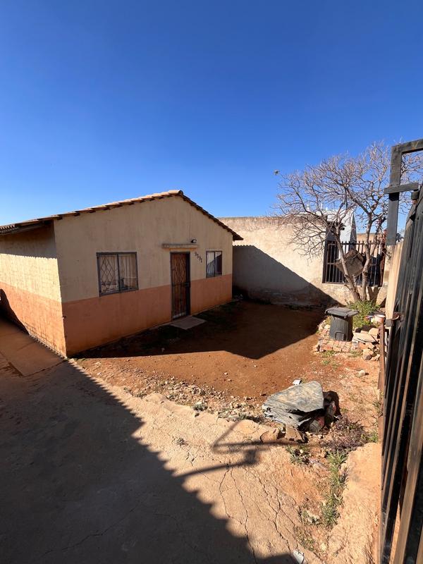 4 Bedroom Property for Sale in Olievenhoutbosch Gauteng