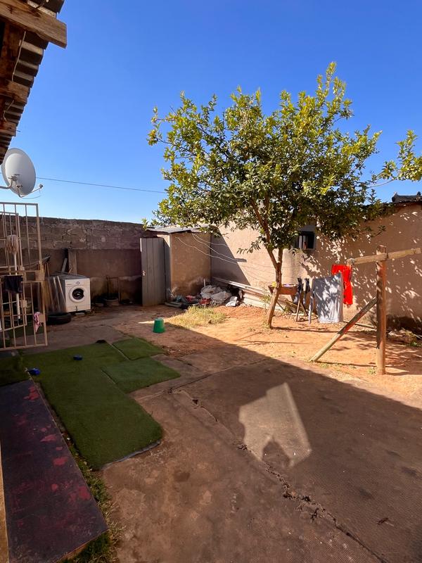 4 Bedroom Property for Sale in Olievenhoutbosch Gauteng