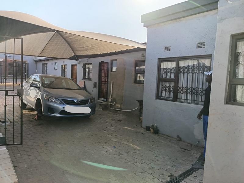 2 Bedroom Property for Sale in Kaalfontein Gauteng