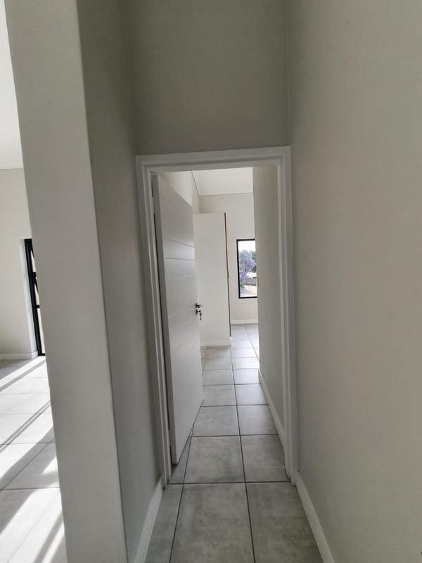 To Let 2 Bedroom Property for Rent in Linbro Park Gauteng