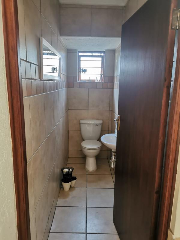 To Let 4 Bedroom Property for Rent in Newlands Gauteng