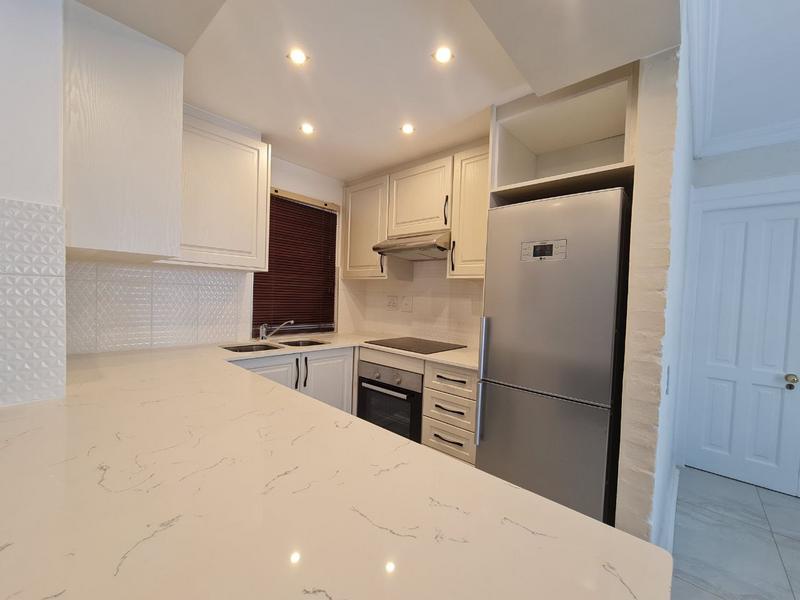 To Let 1 Bedroom Property for Rent in Sandown Gauteng