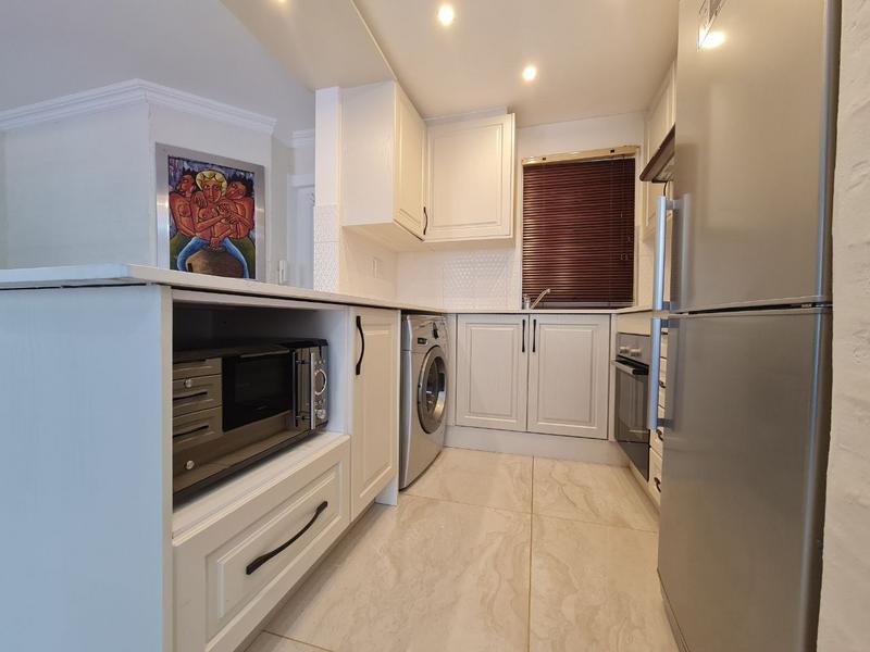 To Let 1 Bedroom Property for Rent in Sandown Gauteng