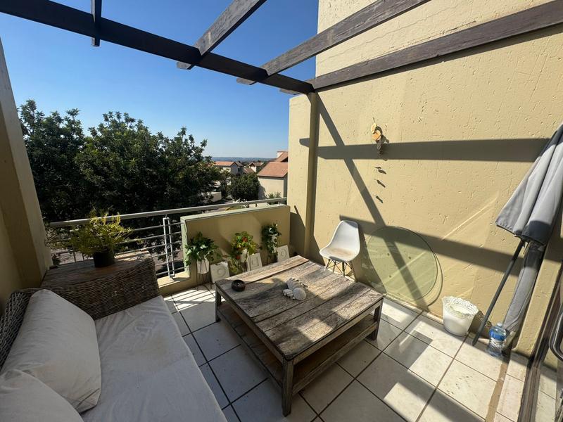 To Let 2 Bedroom Property for Rent in Fourways Gauteng