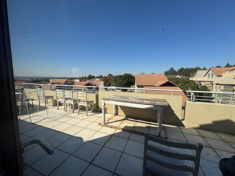 To Let 2 Bedroom Property for Rent in Fourways Gauteng