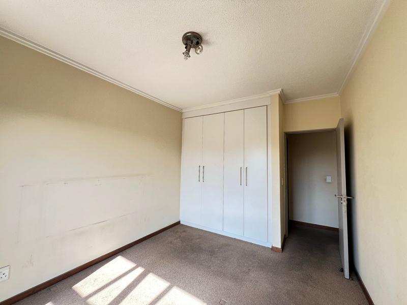 To Let 2 Bedroom Property for Rent in Lonehill Gauteng