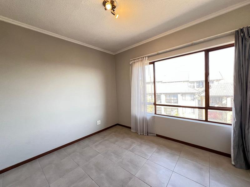 To Let 2 Bedroom Property for Rent in Lonehill Gauteng