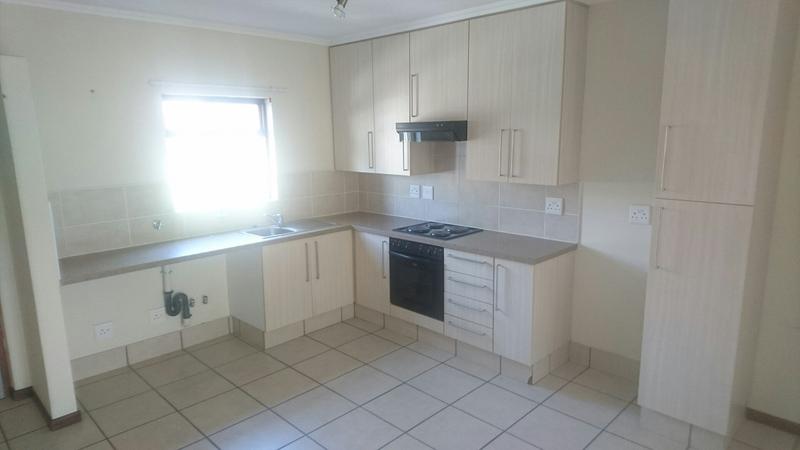 To Let 2 Bedroom Property for Rent in Pineslopes Gauteng