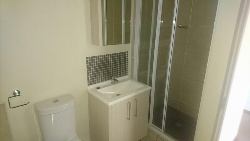 To Let 2 Bedroom Property for Rent in Pineslopes Gauteng