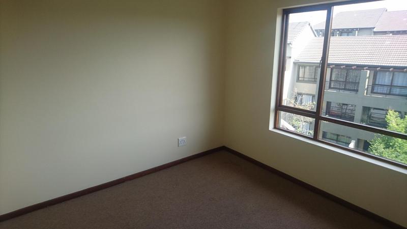 To Let 2 Bedroom Property for Rent in Pineslopes Gauteng