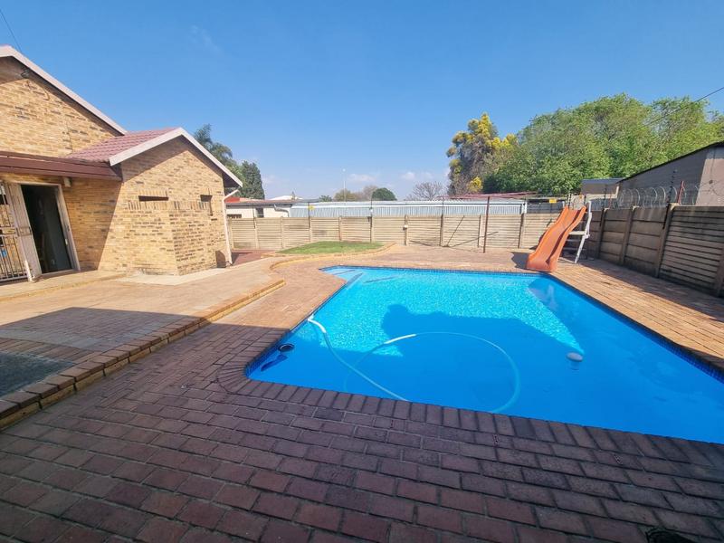 3 Bedroom Property for Sale in Florentia Gauteng