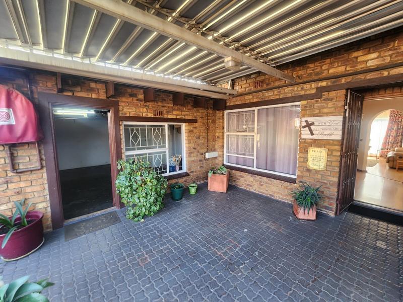 3 Bedroom Property for Sale in Randhart Gauteng