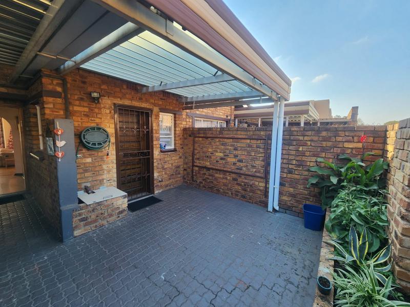 3 Bedroom Property for Sale in Randhart Gauteng