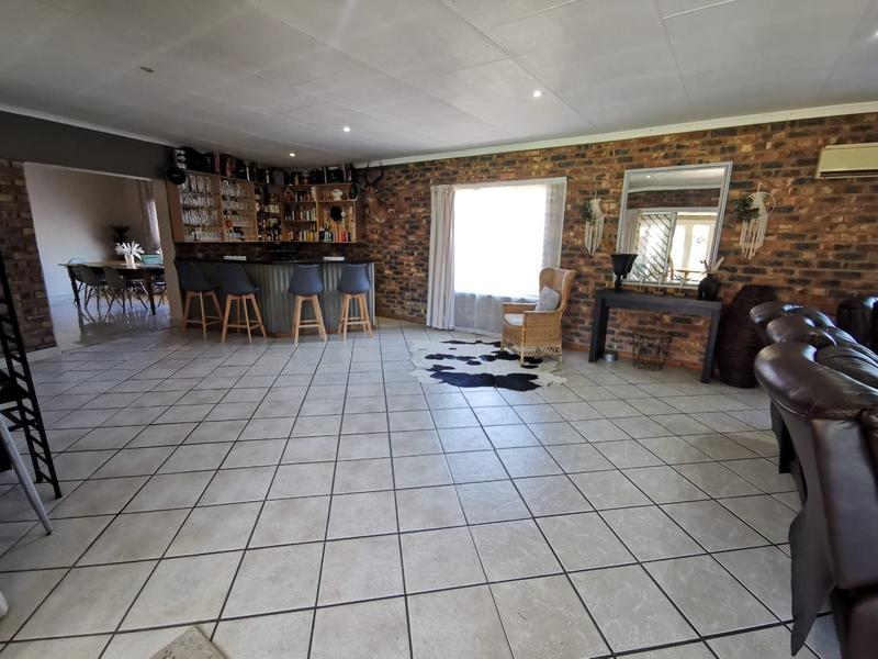 4 Bedroom Property for Sale in Golf Park Gauteng
