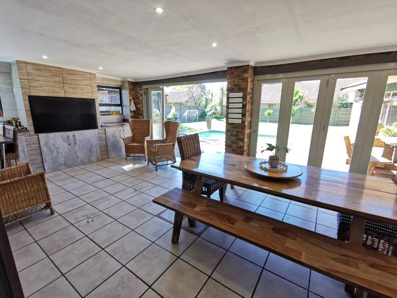 4 Bedroom Property for Sale in Golf Park Gauteng