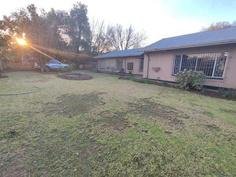 6 Bedroom Property for Sale in Meyerton Central Gauteng