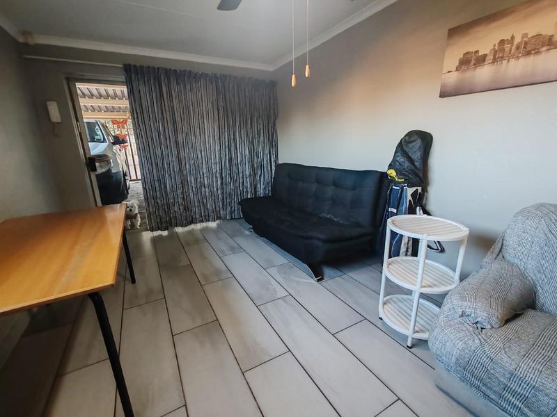 6 Bedroom Property for Sale in Meyerton Central Gauteng
