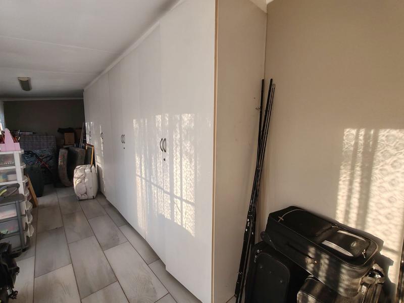 6 Bedroom Property for Sale in Meyerton Central Gauteng