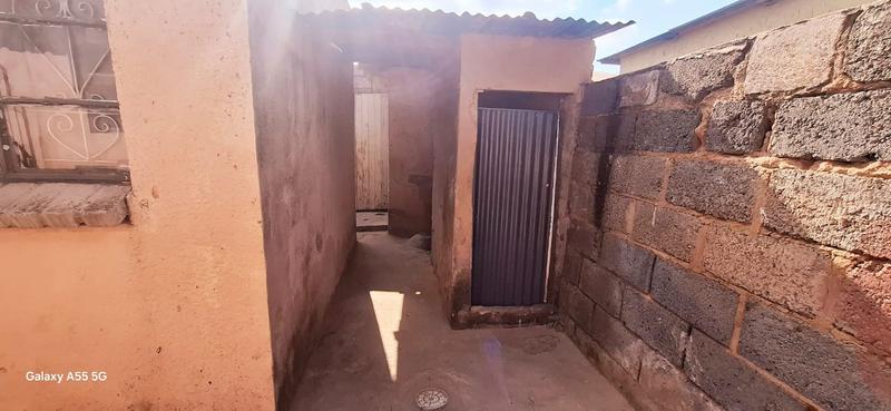 8 Bedroom Property for Sale in Tembisa Gauteng