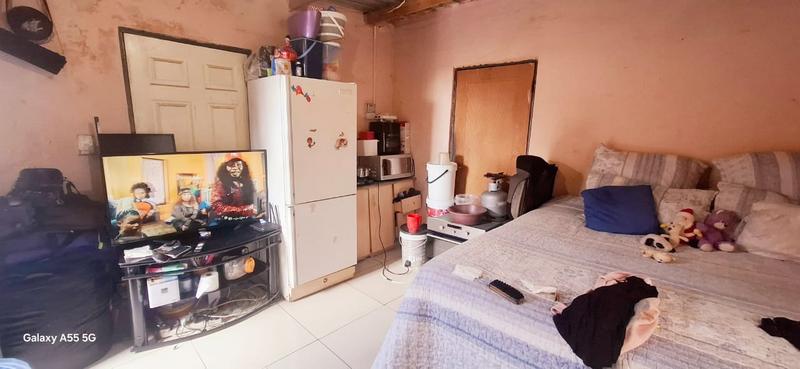 8 Bedroom Property for Sale in Tembisa Gauteng