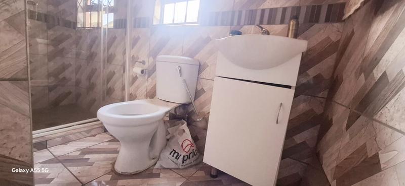 8 Bedroom Property for Sale in Tembisa Gauteng