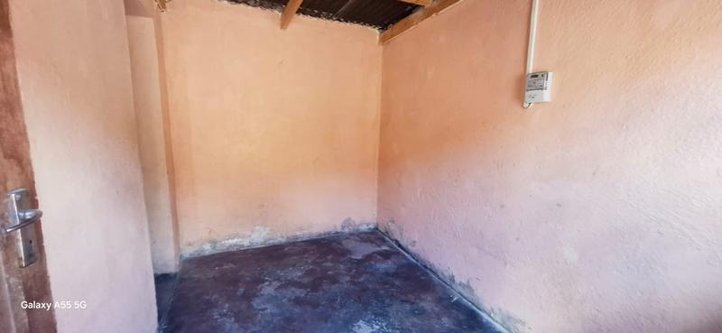 8 Bedroom Property for Sale in Tembisa Gauteng