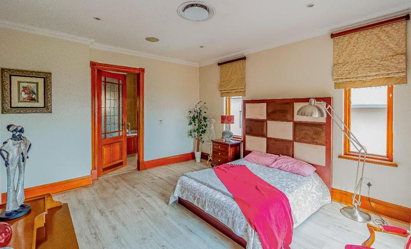 To Let 5 Bedroom Property for Rent in Bedfordview Gauteng