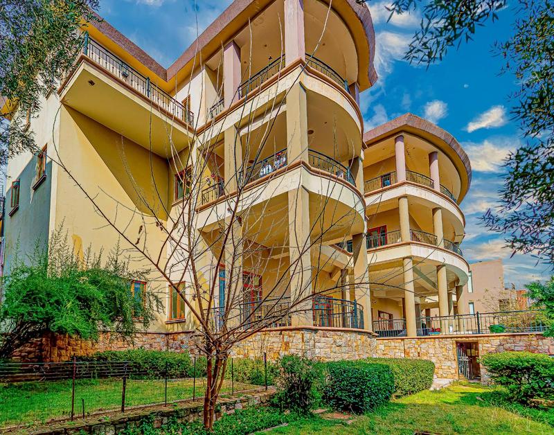 To Let 5 Bedroom Property for Rent in Bedfordview Gauteng