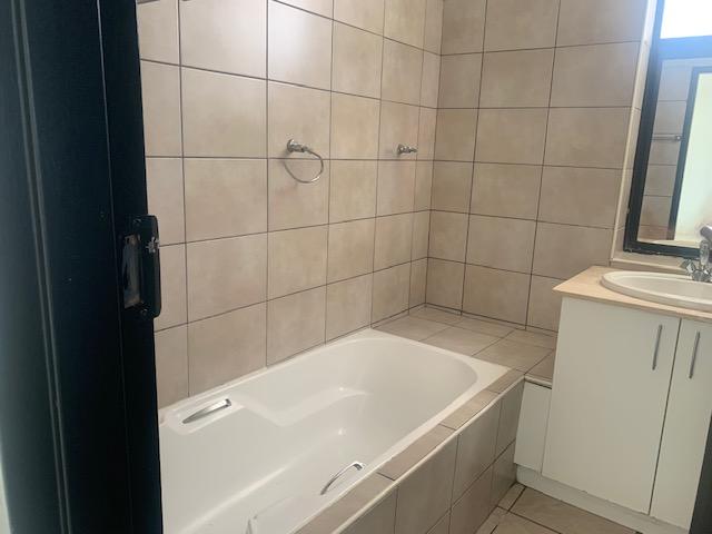 To Let 2 Bedroom Property for Rent in Elma Park Gauteng