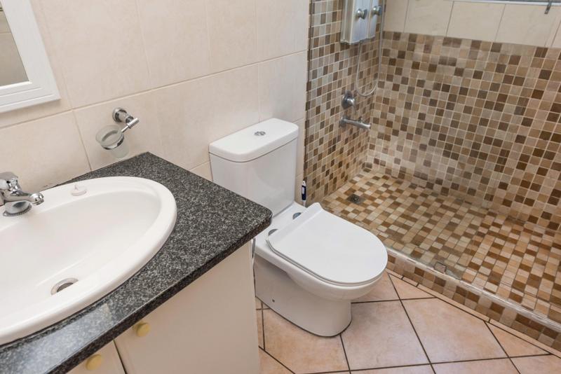 2 Bedroom Property for Sale in Bedfordview Gauteng