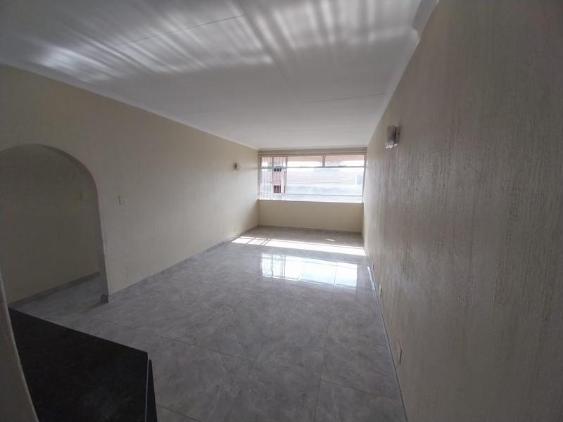To Let 2 Bedroom Property for Rent in Erasmia Gauteng