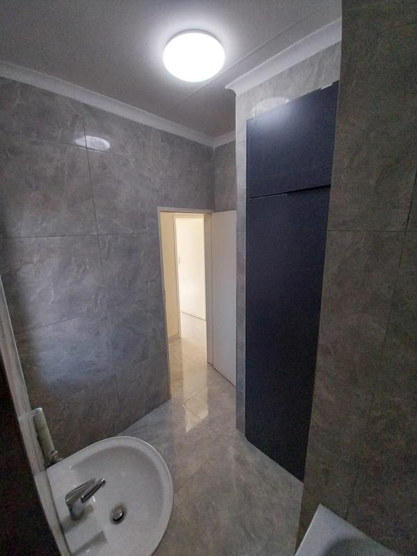 To Let 2 Bedroom Property for Rent in Erasmia Gauteng