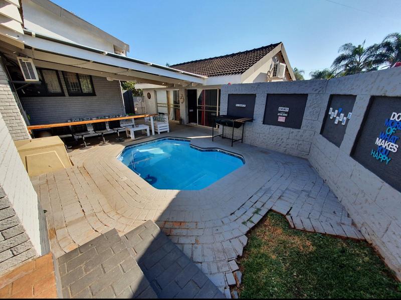 3 Bedroom Property for Sale in Wonderboom Gauteng