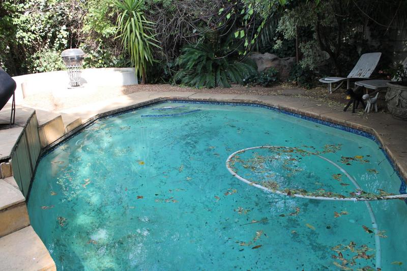 3 Bedroom Property for Sale in Edenvale Central Gauteng