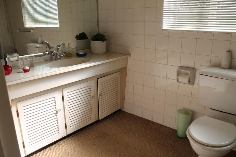 3 Bedroom Property for Sale in Edenvale Central Gauteng