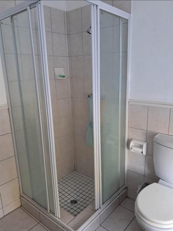 To Let 2 Bedroom Property for Rent in Magaliessig Gauteng