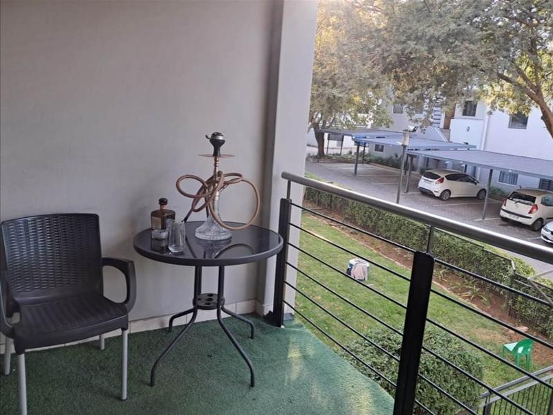 To Let 2 Bedroom Property for Rent in Magaliessig Gauteng