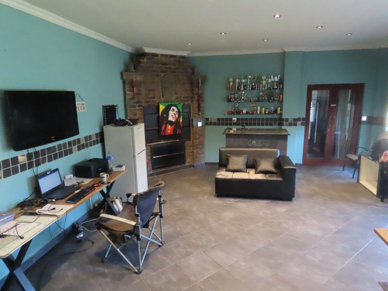 3 Bedroom Property for Sale in Dawnview Gauteng